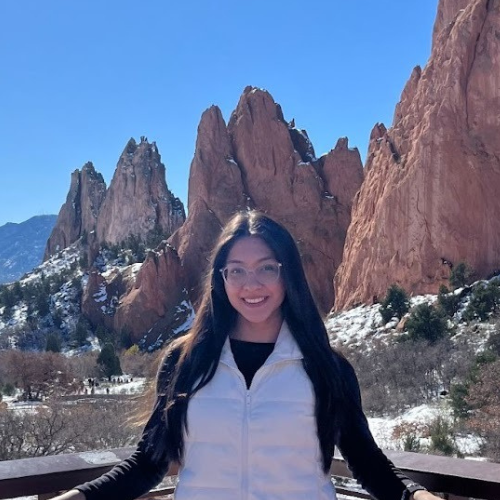 Close up portrait of student Yaili Mendez.